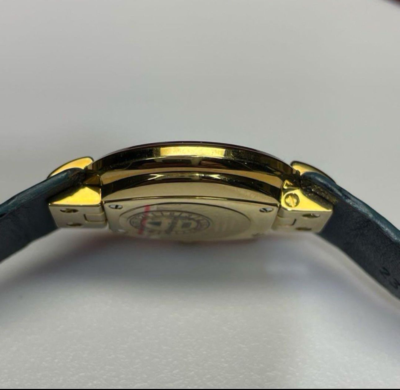 ブルーシェル文字盤