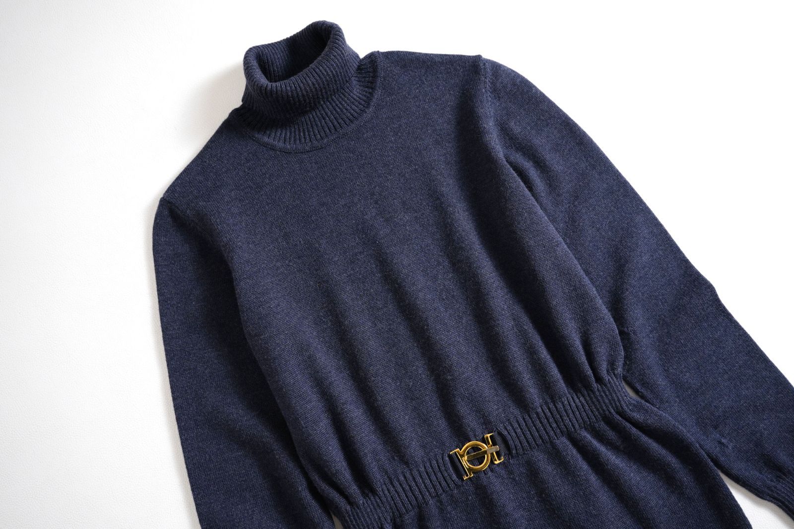 697t*Salvatore Ferragamo サルヴァトーレフェラガモ ウール