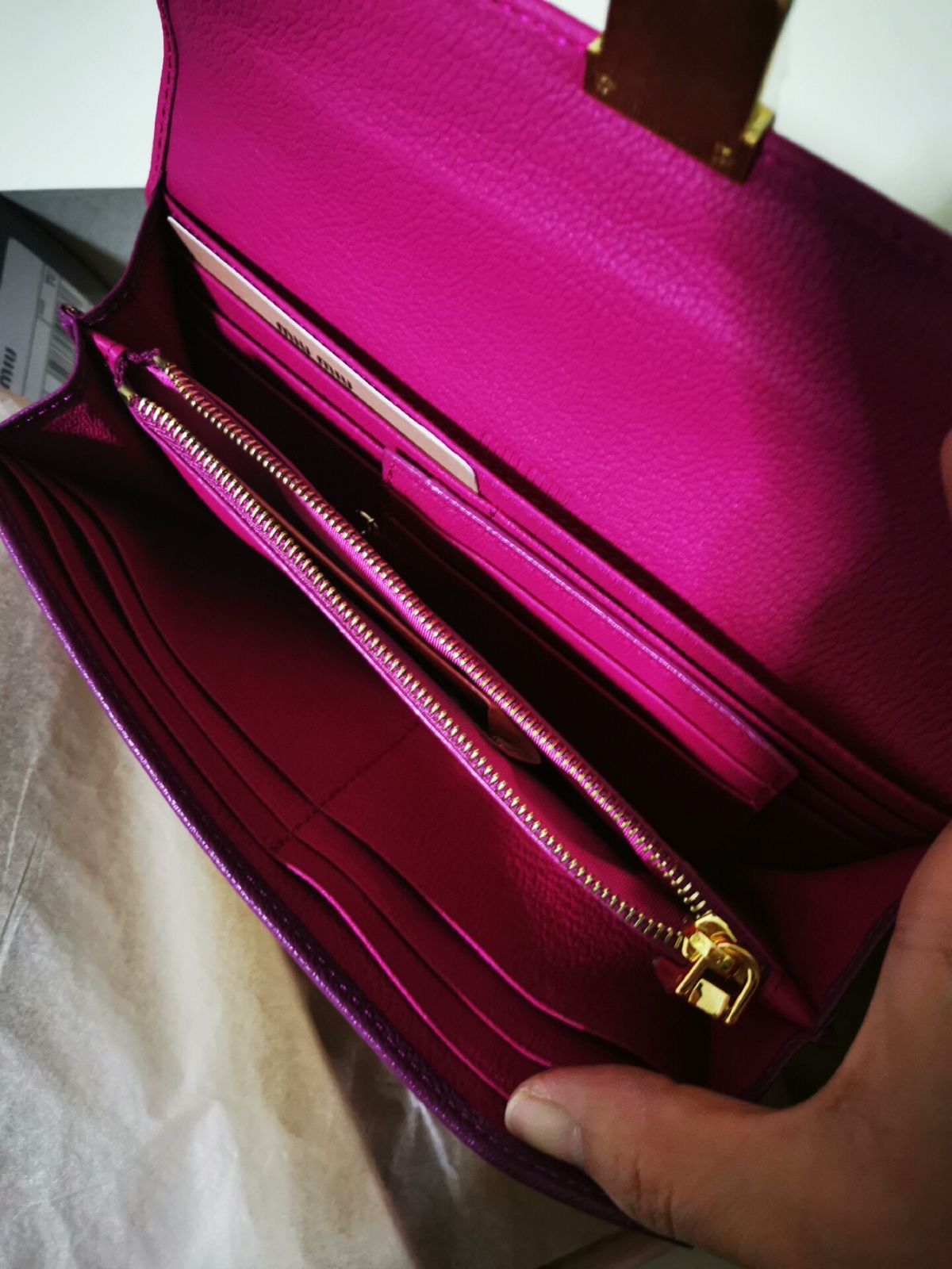 ミュウミュウ 財布