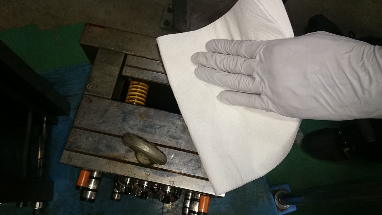 クレシア キムタオル ホワイト ポリパック パック 入 61032 救急救命キット その他 