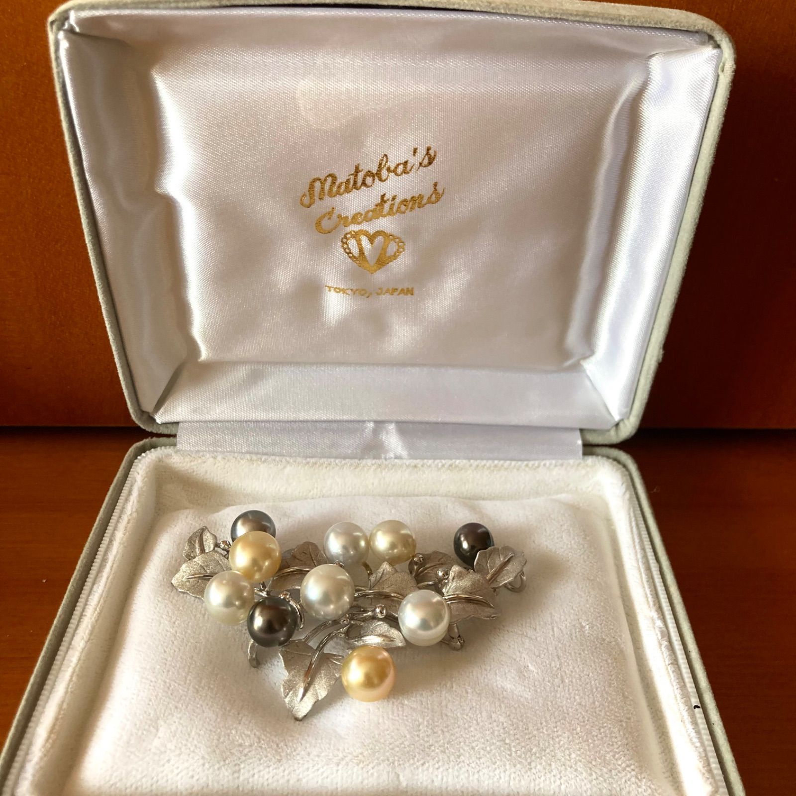 Matoba s Creations ブローチ パールとシルバー