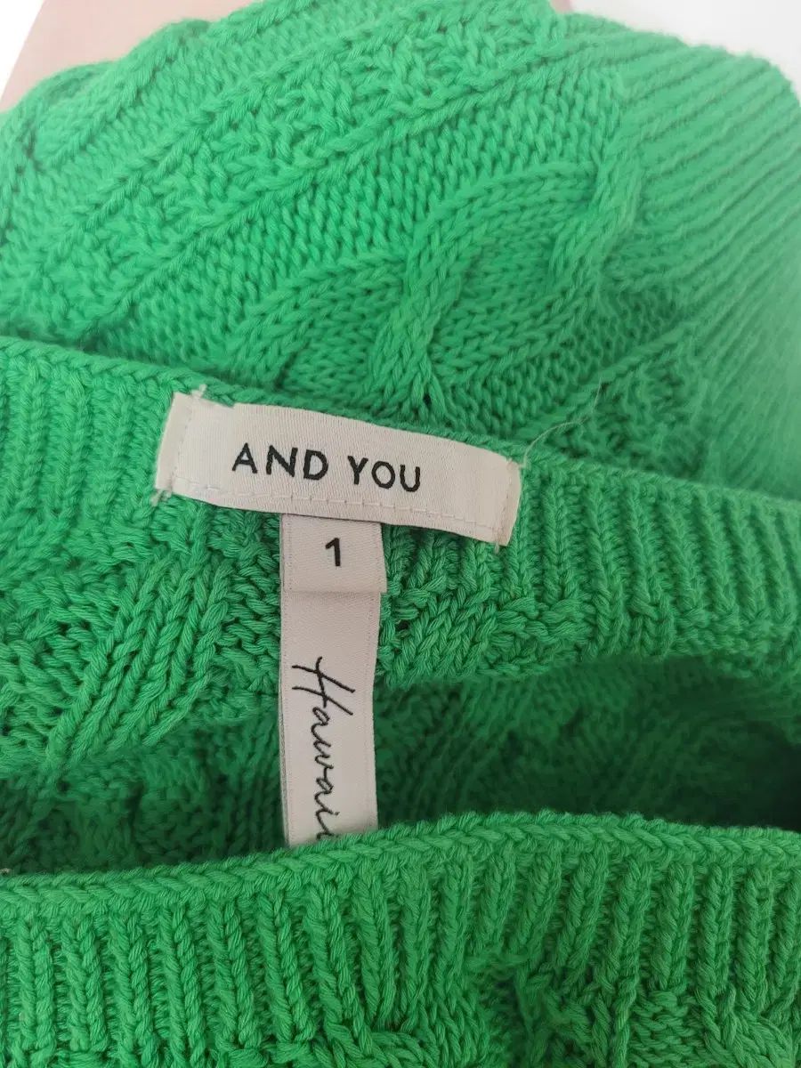 アンドユー ニット ノースリーブ トップス スリーブレス ケーブル編み