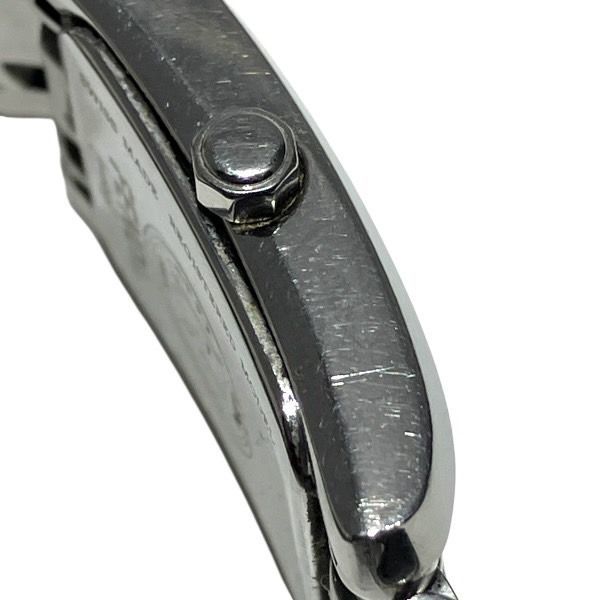 フェンディ 7000L クォーツ ホワイト文字盤 時計 小売 腕時計