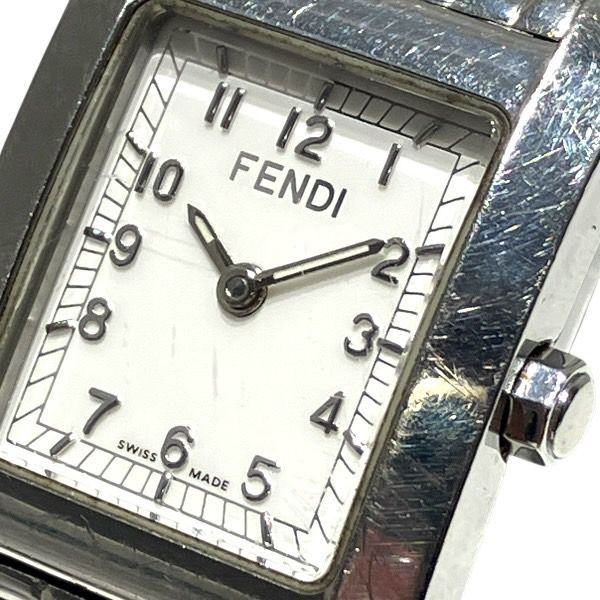 フェンディ 7000L クォーツ ホワイト文字盤 時計 小売 腕時計