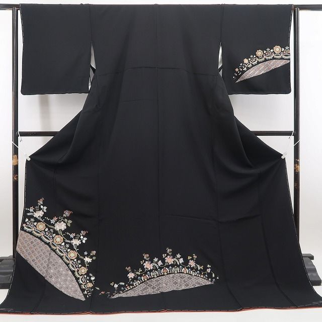 繍の美しさと品格