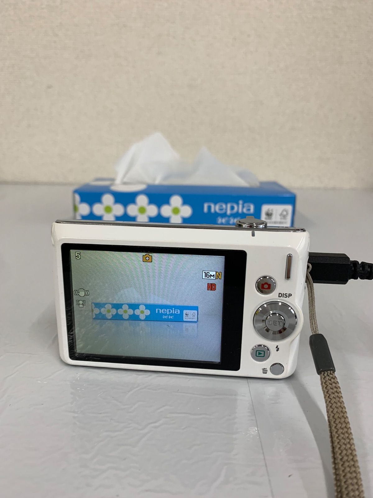 ％４ 通電 CASIO カメラ エクシリム EX ZS 190 ホワイト コンデジ デジカメ 1