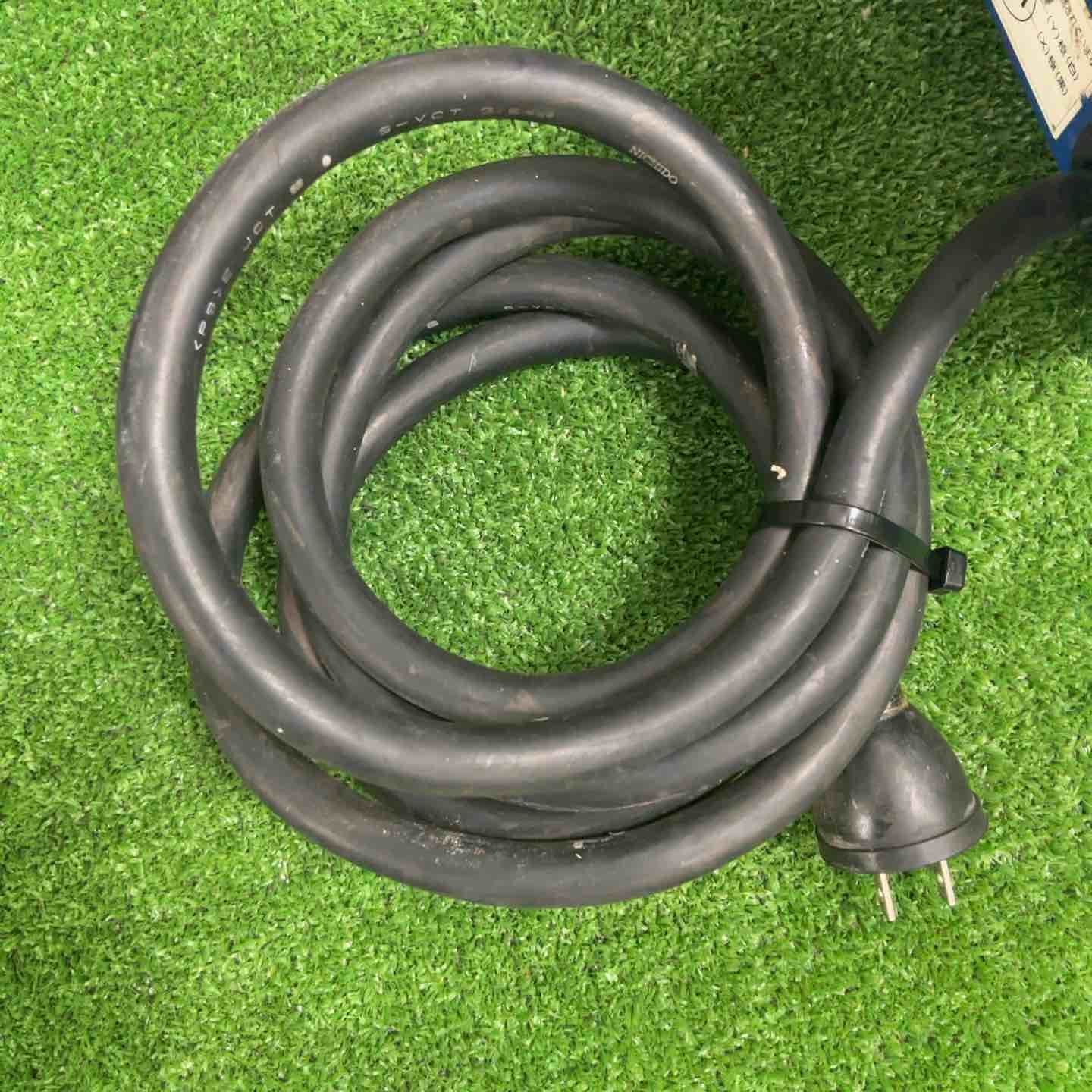 日動工業 入力自動切替式単巻リングトランス