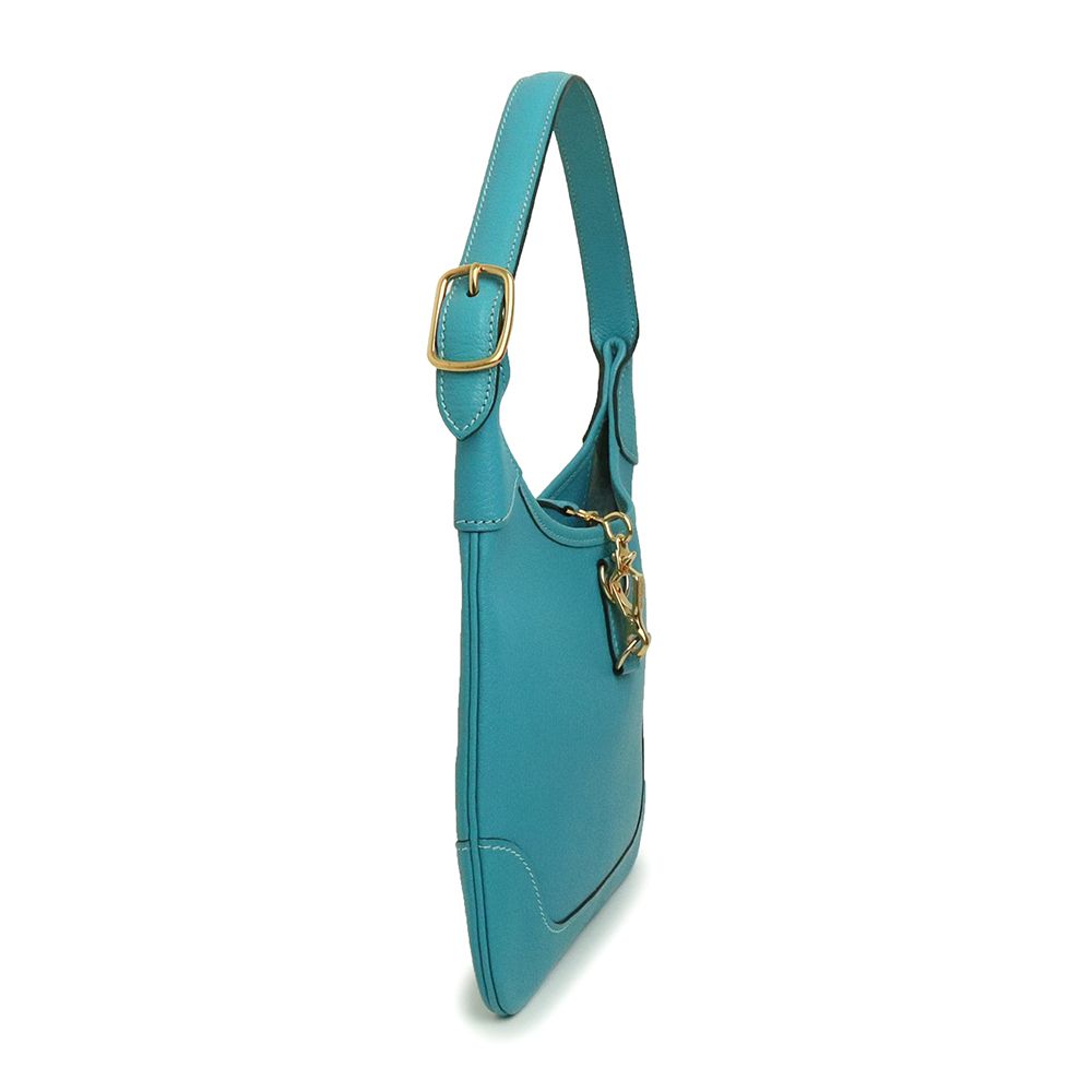 エルメス トリム 24 ワンショルダーバッグ シェーブル レザー Turquoise  ターコイズ ブルー 青 ゴールド金具 □H刻印 HERMES（中古） エルメス トリム 24 ワンショルダーバッグ シェーブル レザー