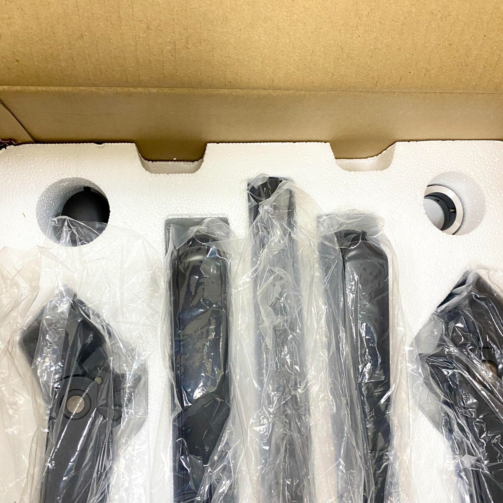 モニターアーム