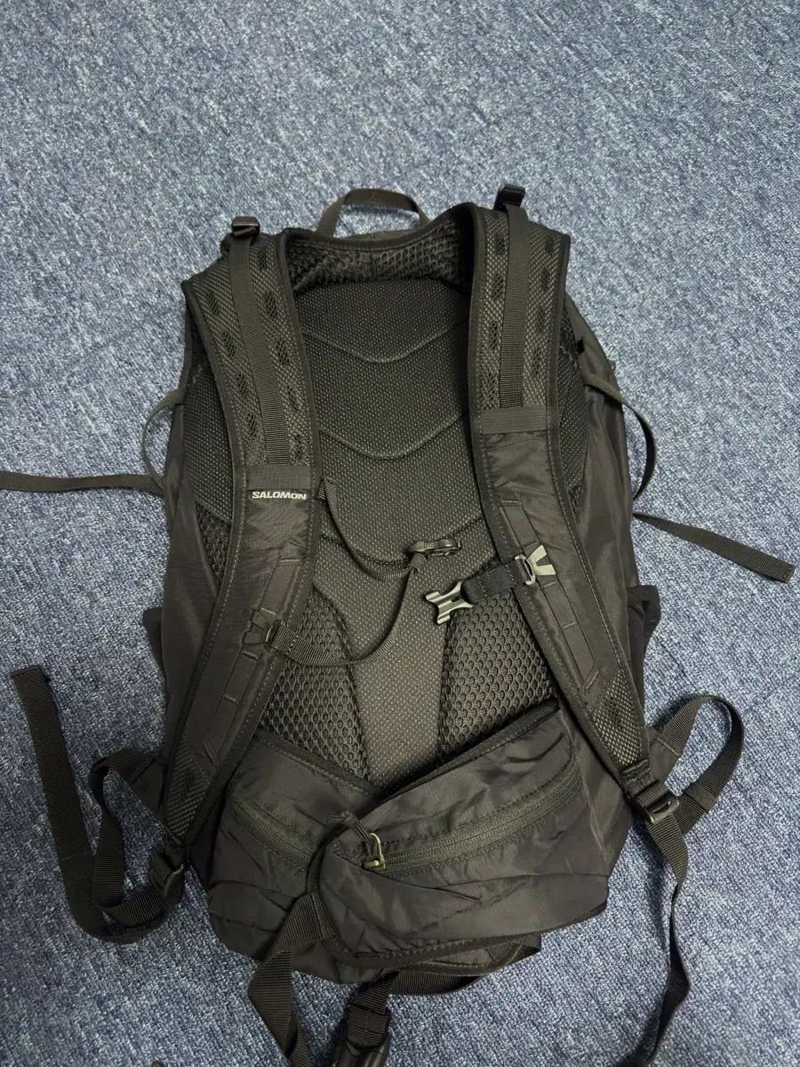 SALOMON サロモン トレイルブレーザー 30 ブラック ニューバージョン