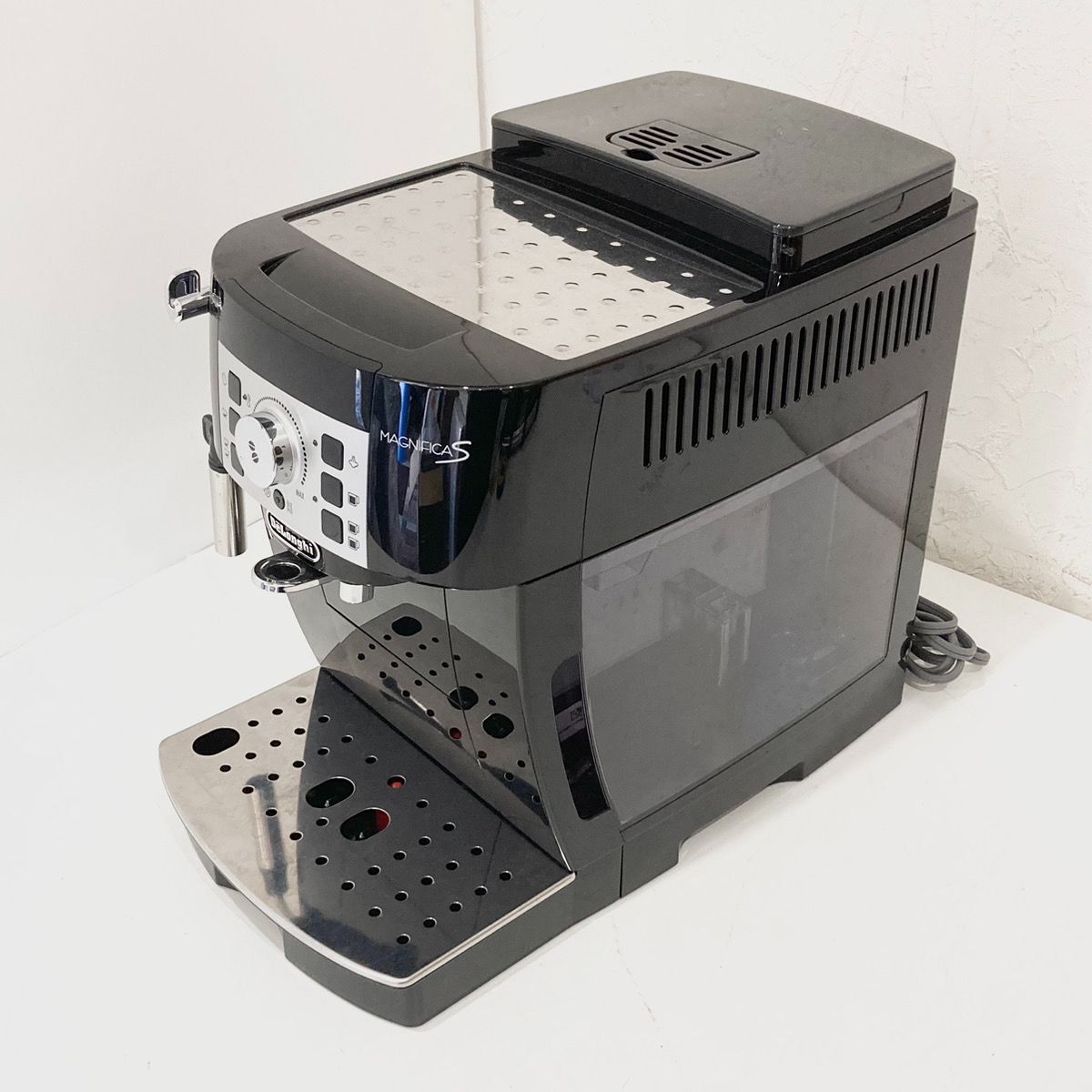 DeLonghi デロンギ マグニフィカS コンパクト全自動コーヒーマシン ECAM22112B