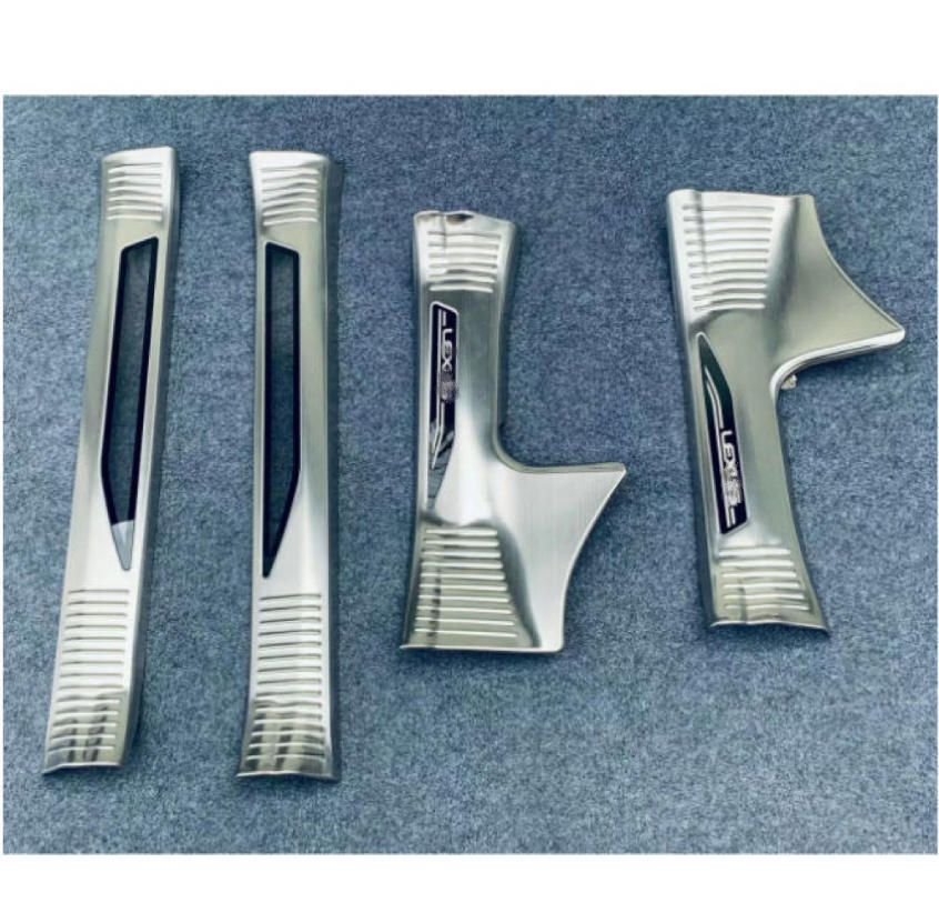 22種類のレクサスNX内外の敷居条保護板自動車 装飾光沢シート改造金具に適用する