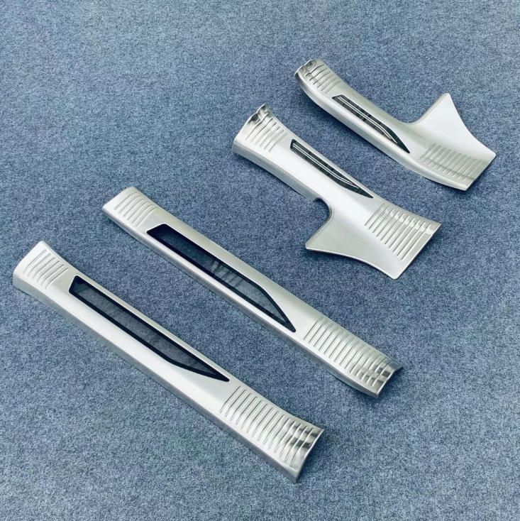 装飾光沢シート改造金具に適用する