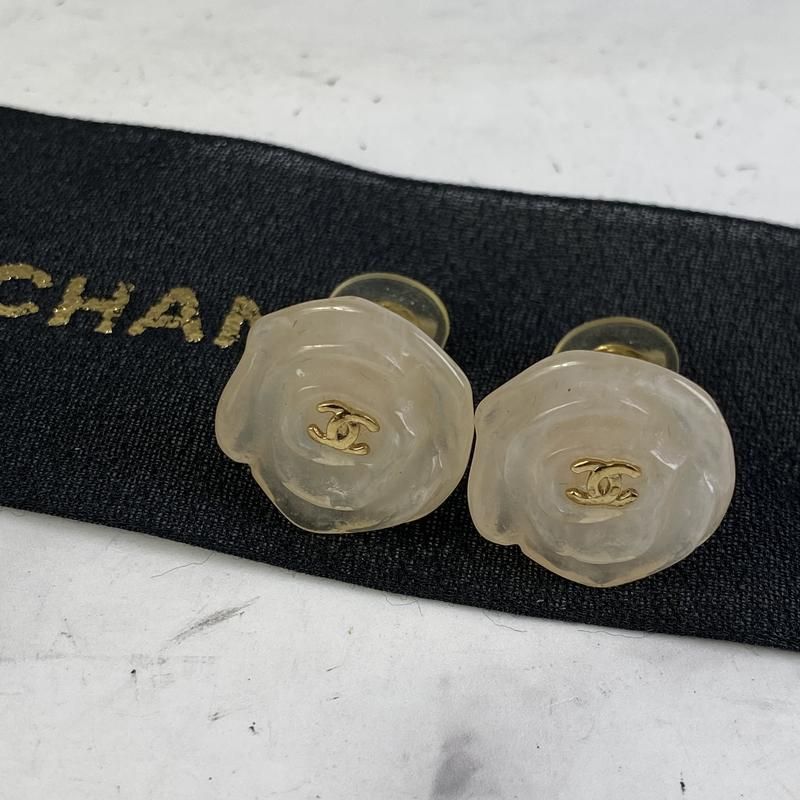 処分 CHANEL シャネル ココマーク カメリアイヤリング ホワイト K-5519