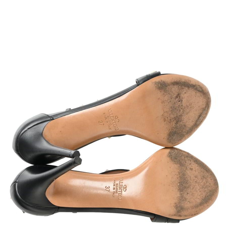 VALENTINO レザー ロックスタッズ ヒール パンプス - メルカリ
