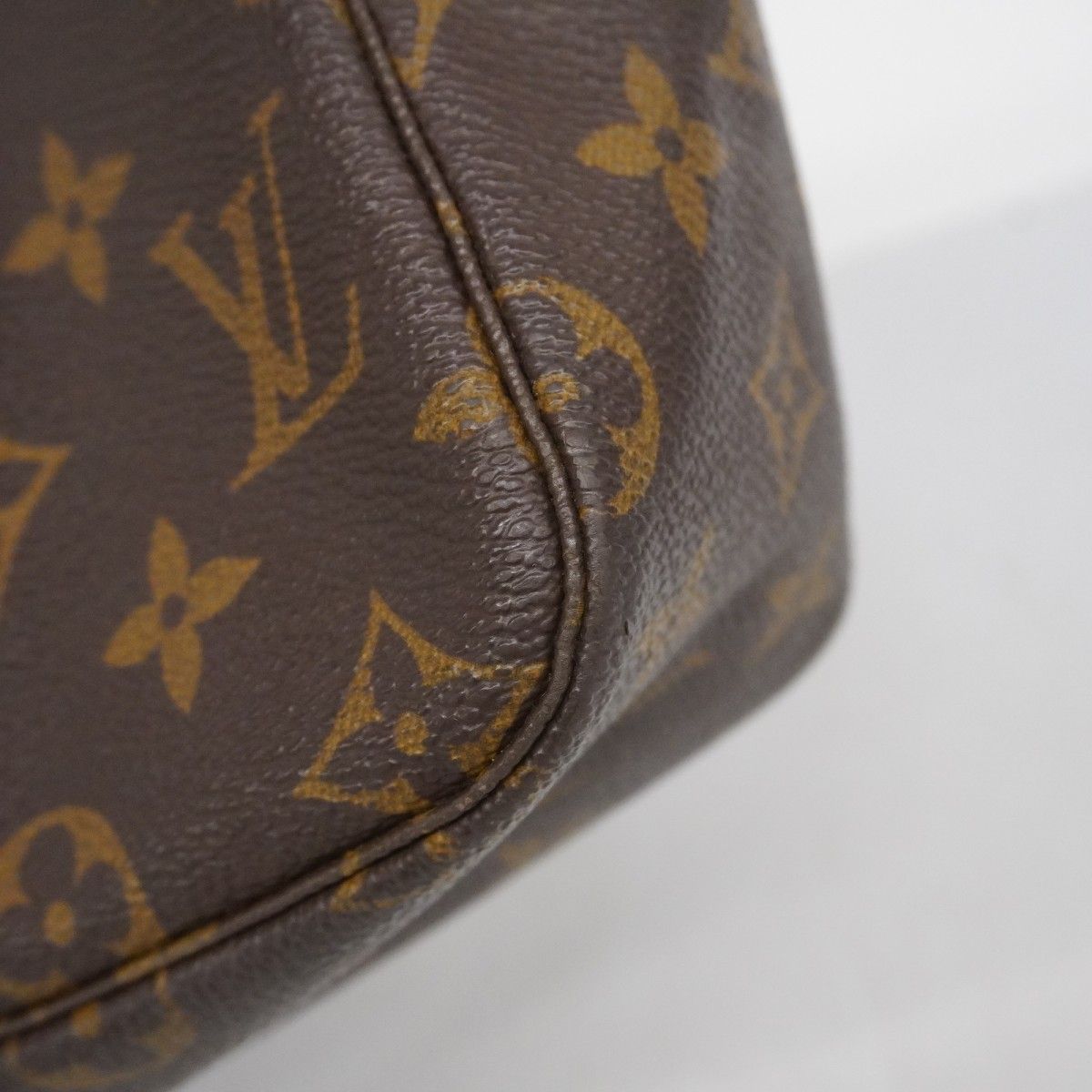 ポーチ モノグラム