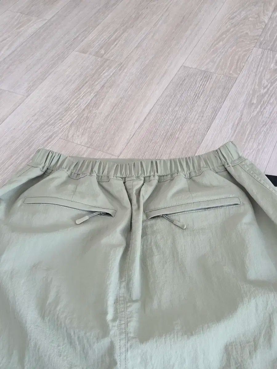 カーキ Lサイズ