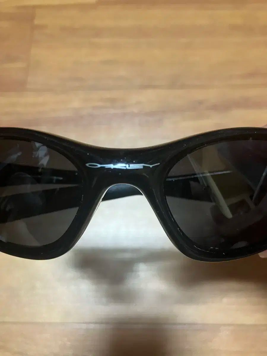 オークリー ミニッツ 1 0 新 レンズ メタリックブラック