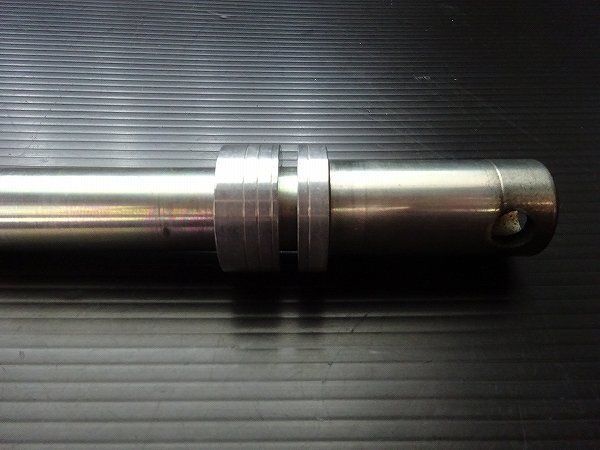 フロントアクスルシャフト E7561