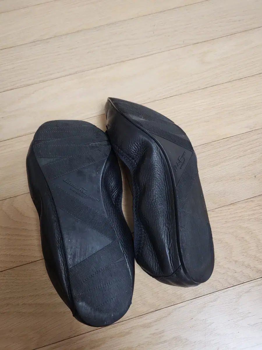  フェラガモ シューズ 225 フラットシューズ バレエシューズ パンプス