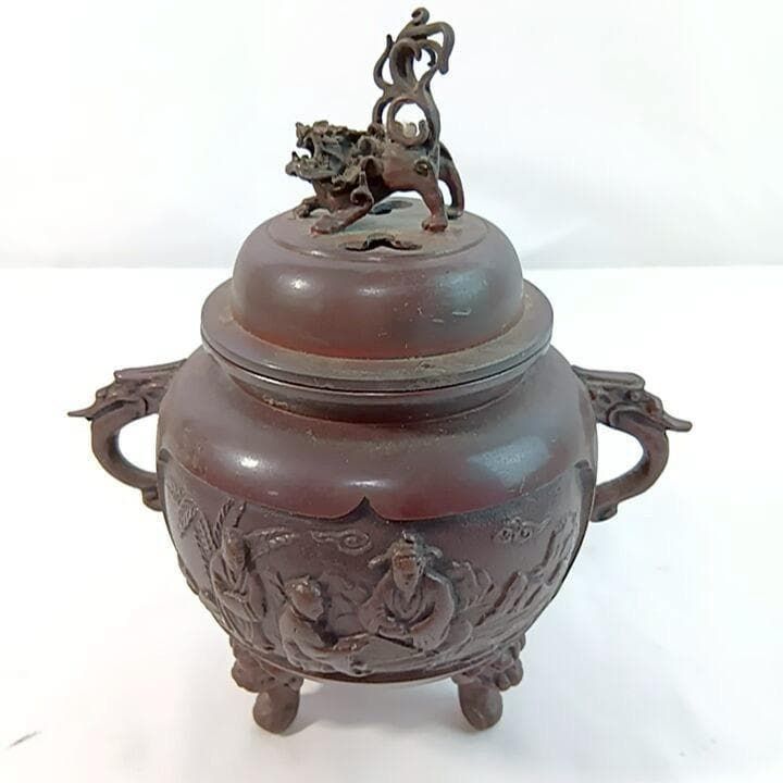 獅子蓋付三足銅製香炉 彫刻人物文アンティーク - メルカリ