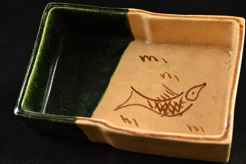 蔵A5467d】大樋焼 魚文向付 角鉢 セール中 十客 蔵A5467e】大樋焼 魚文