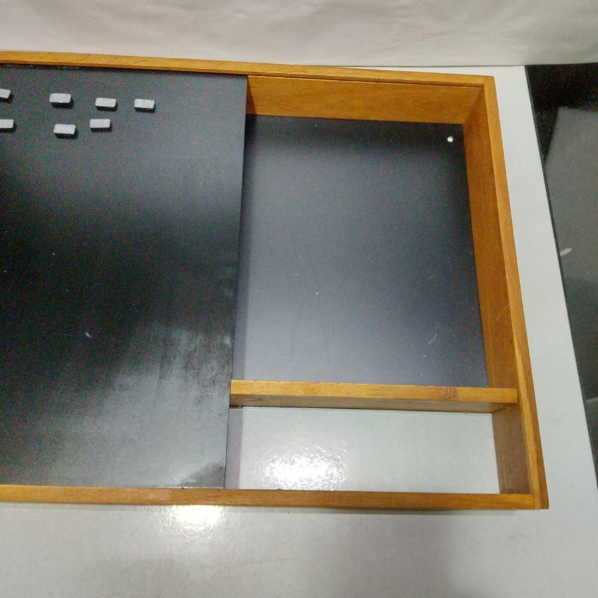 キーボックス レトロキーボックス 壁掛け 木枠 鉄引戸 磁石付き