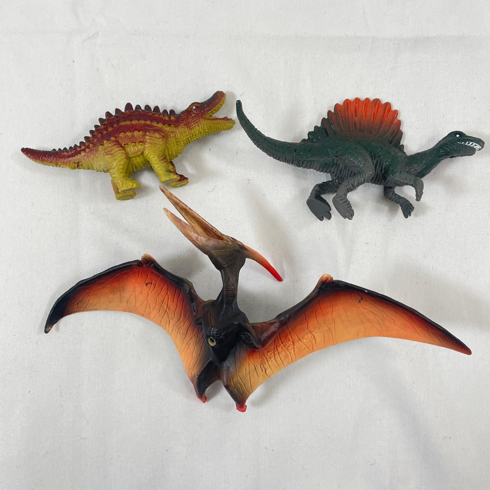 美品 ノーブランド おもちゃ・玩具 キッズ 【16点セット】恐竜 
