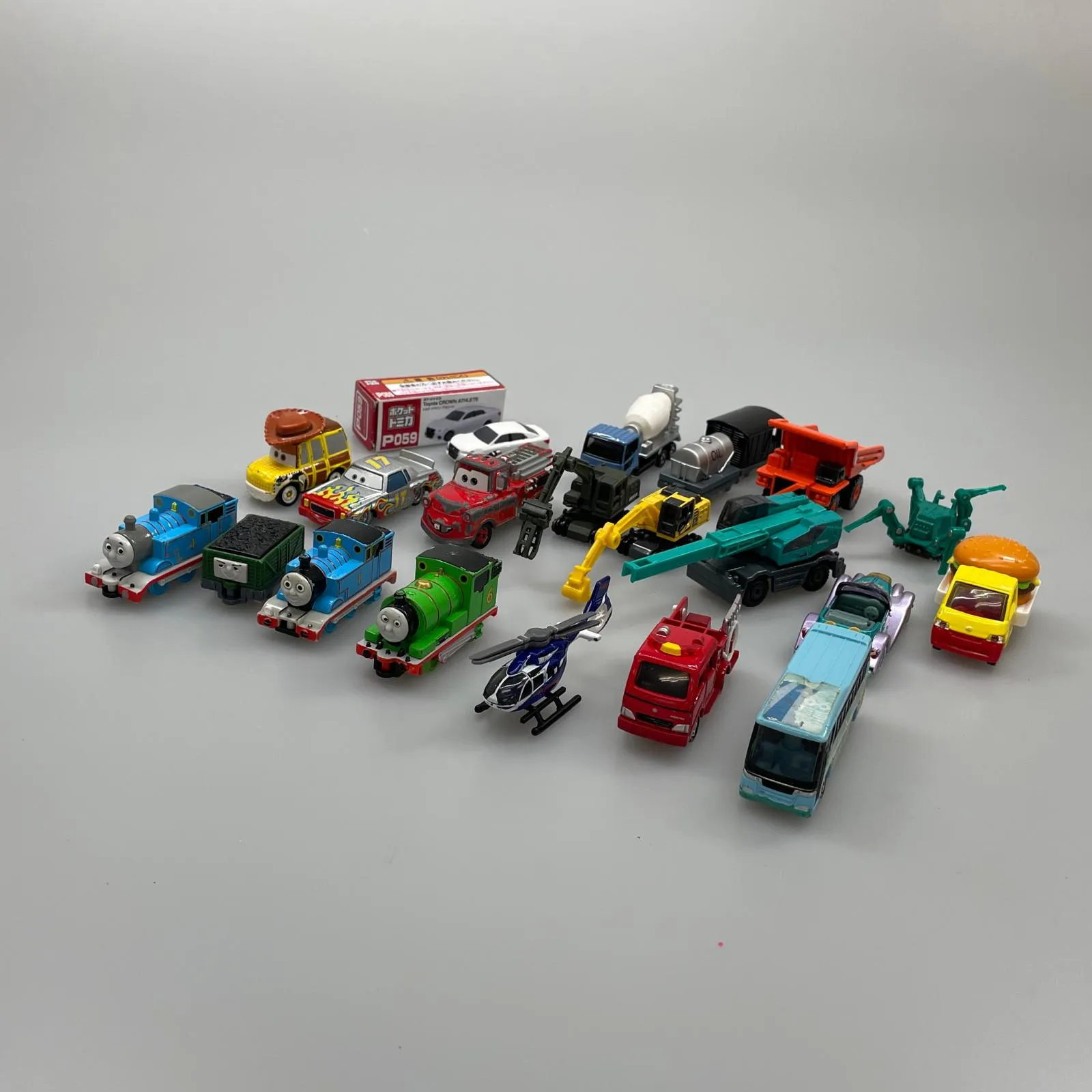 2025年最新】トミカ カーズ ダレルの人気アイテム - メルカリ