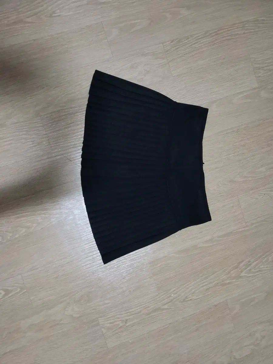 最短当日配送。 黒色 プリーツ スカート mサイズ 44サイズ 特別価格
