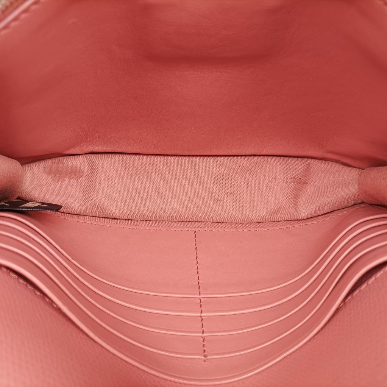 フェンディFendiエフ