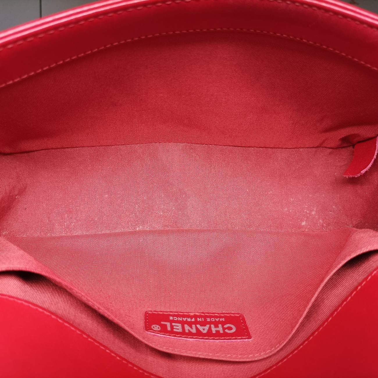 シャネルChanelボーイシャネル レッド ラムスキン A66094 17592011 DECORATOM_COM_BR