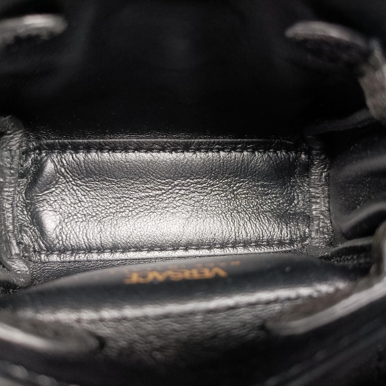 ヴェルサーチ VERSACEラ