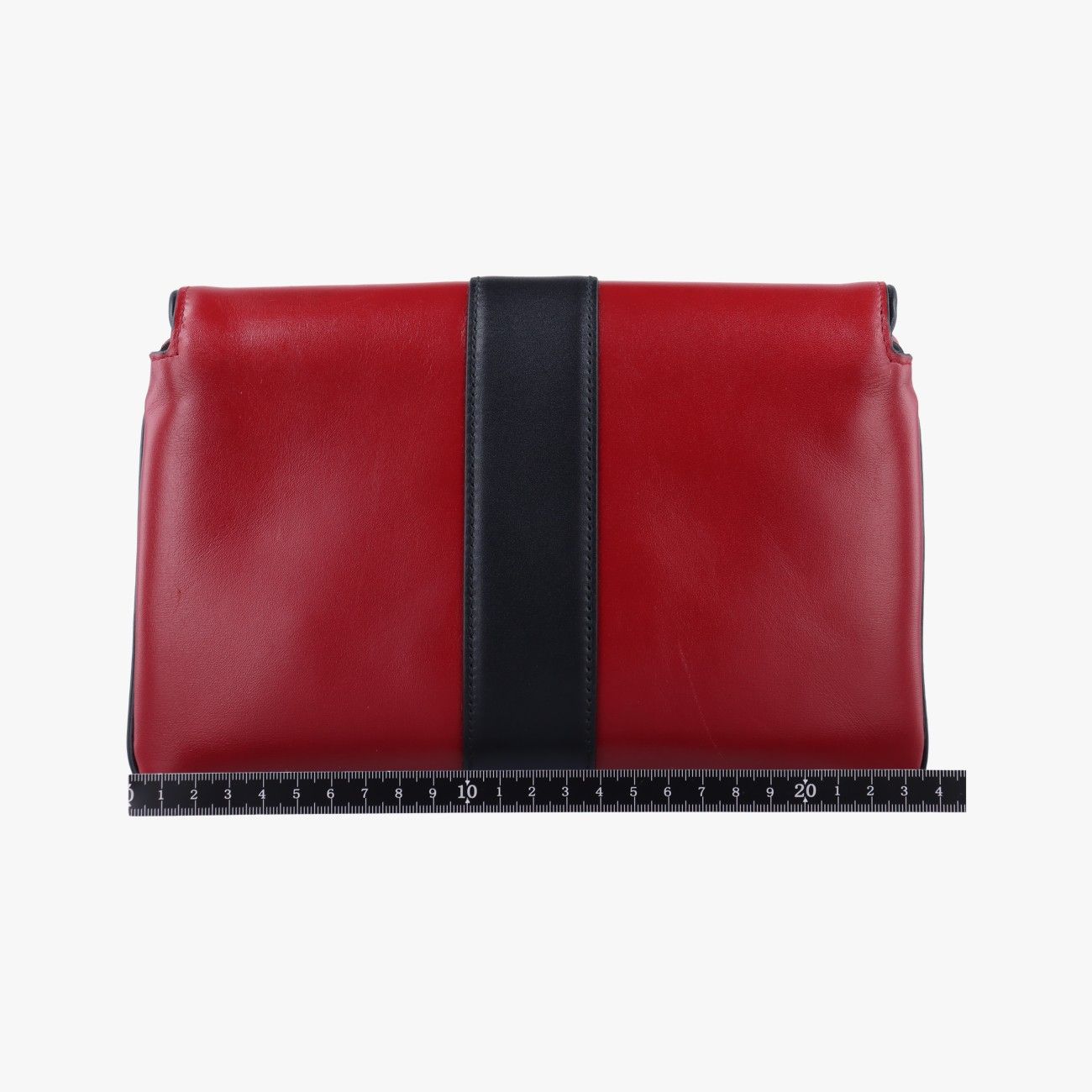 グッチGucciアリー