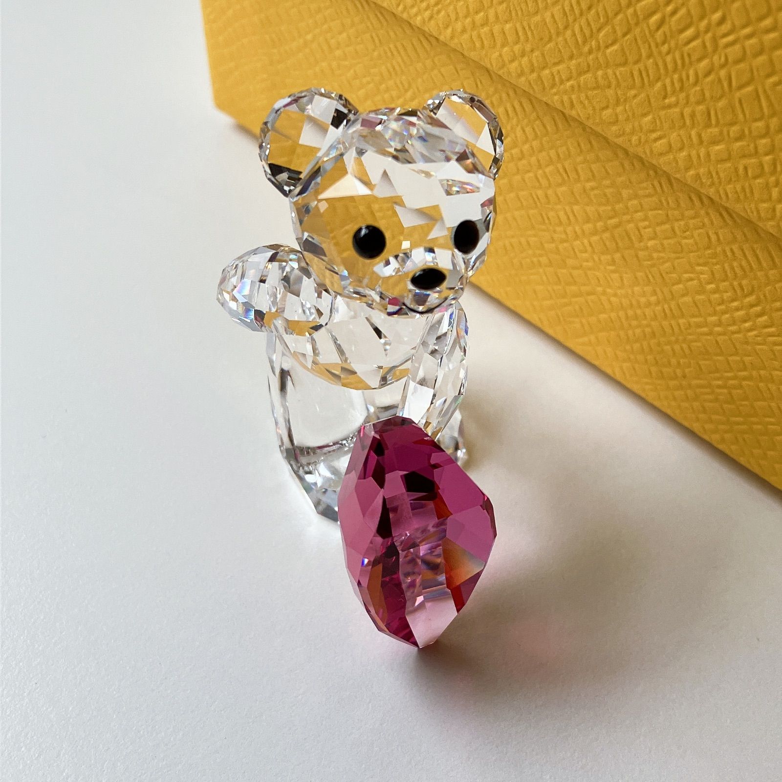 Swarovski Krisベア A Perfect Match 置物 - メルカリ