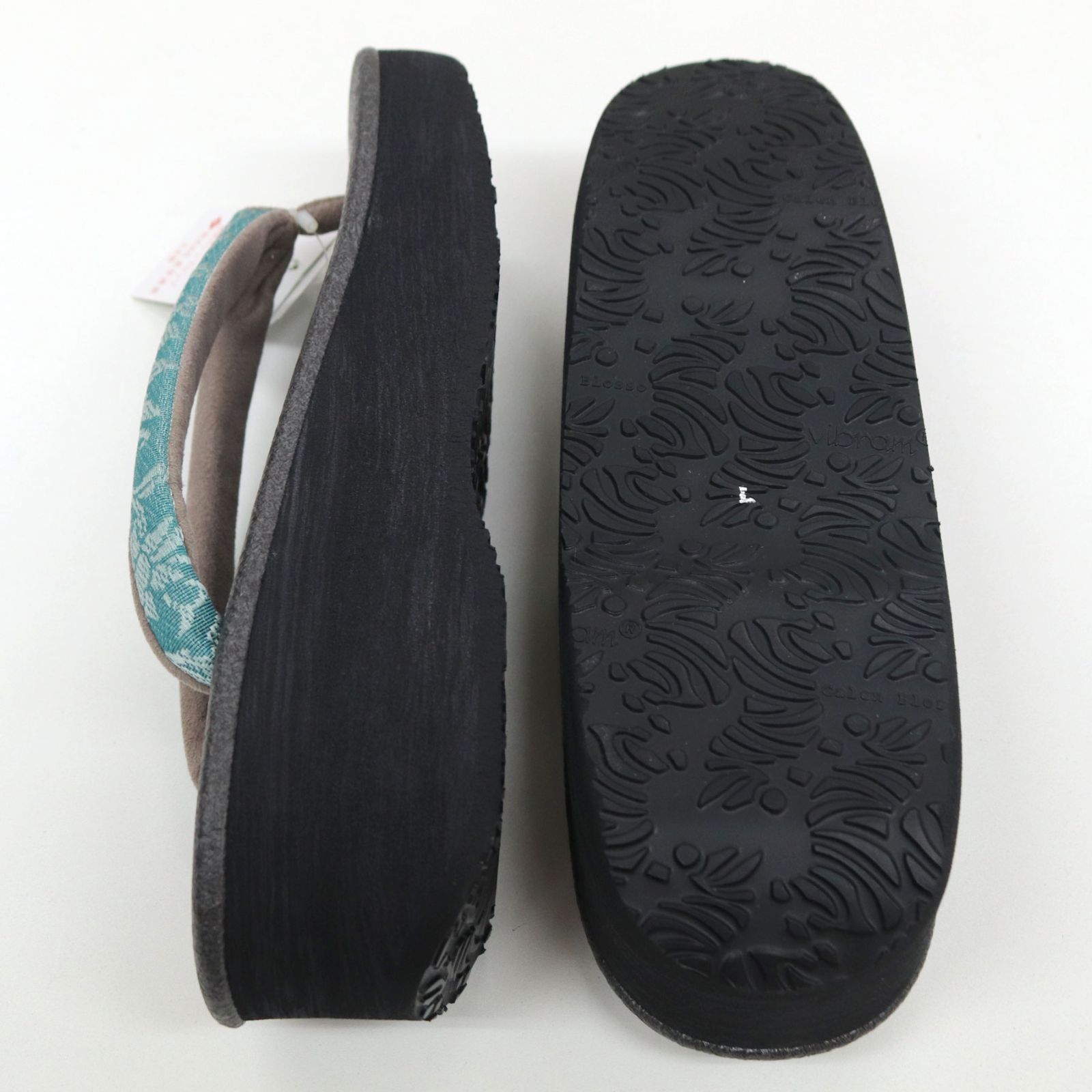 sa3418 菱屋カレンブロッソ 博多織 鼻緒使用 カフェ草履 墨黒色 ビブラムソール Lサイズ