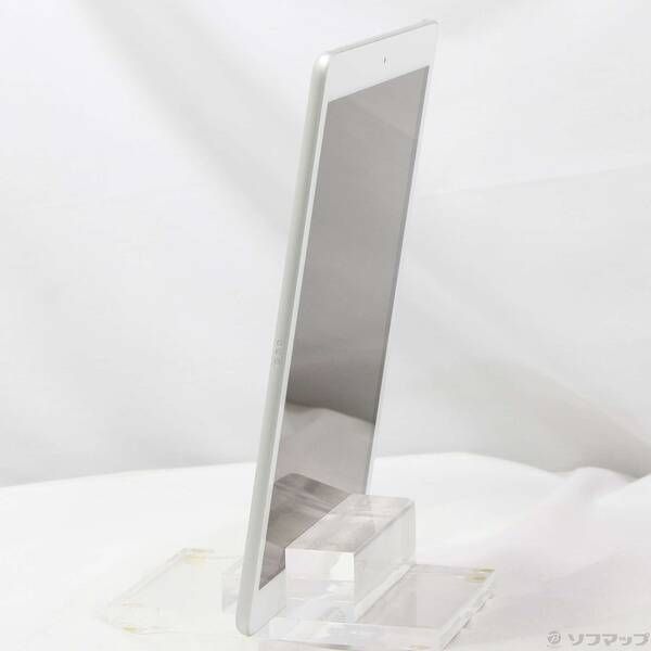 〔 品〕 iPad 第8世代 32GB シルバー MYLA2J A Wi-Fi 344