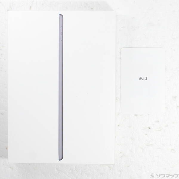 スペースグレイ