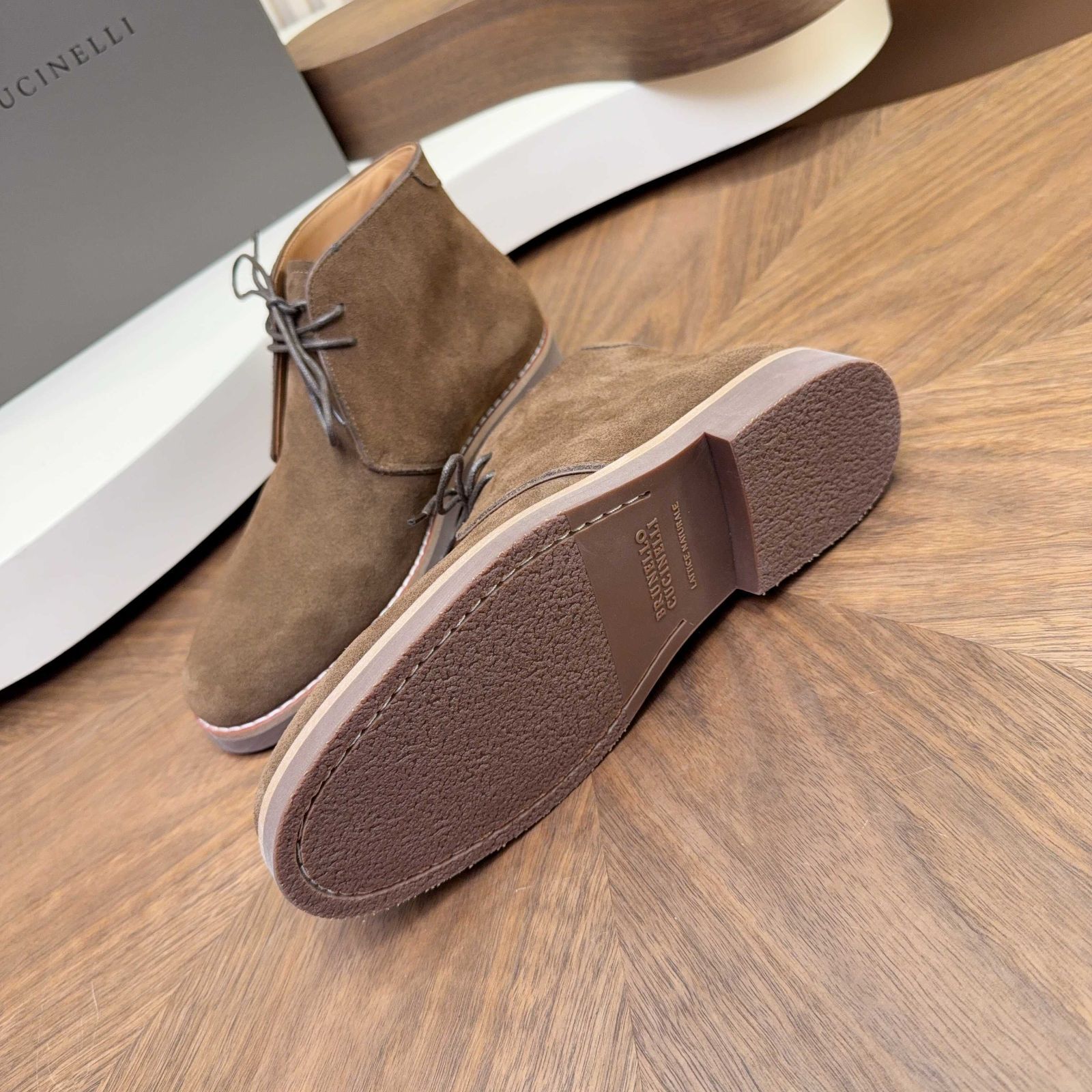 ブラウン25.0 27.0