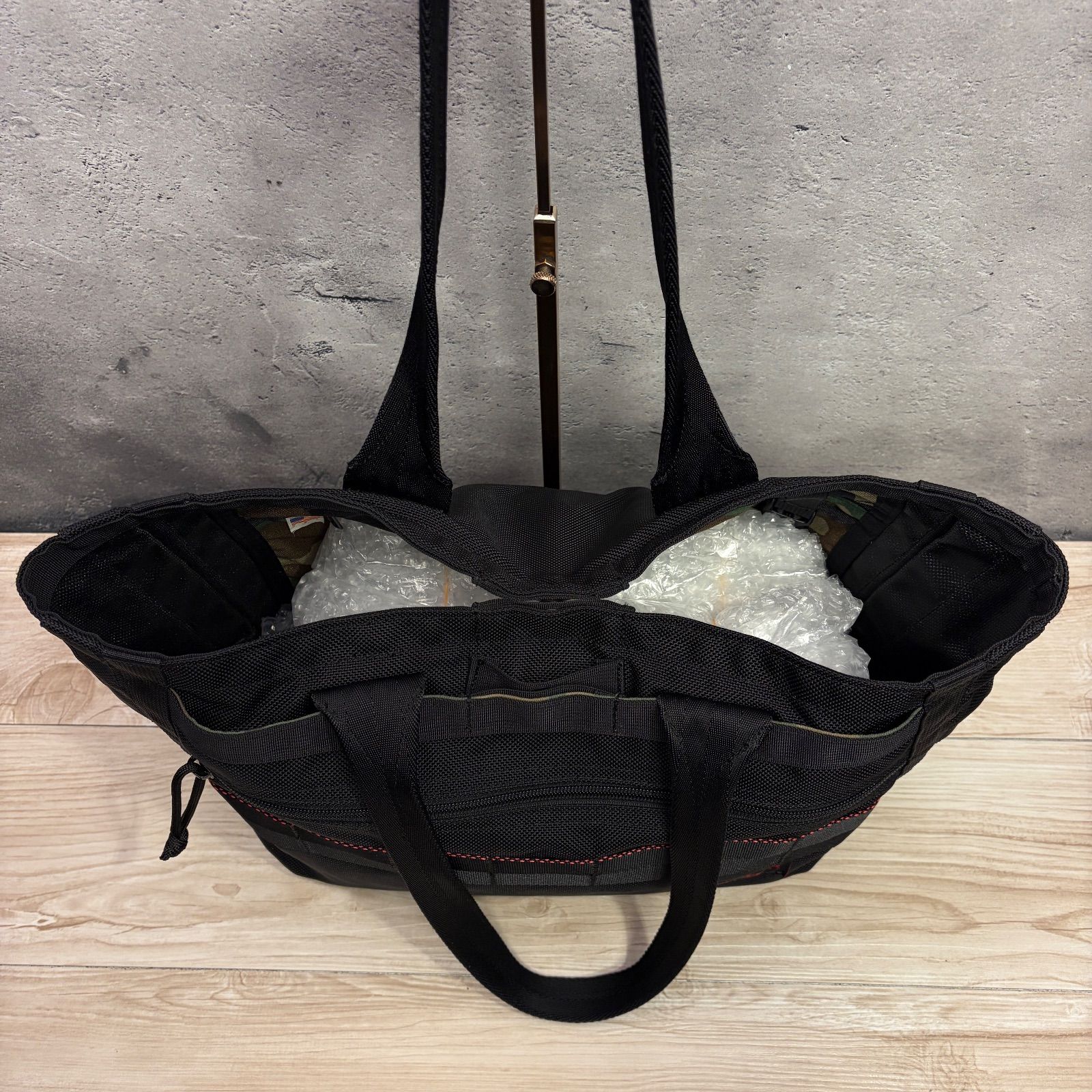 ✨BRIEFING × EDIFICE 別注 SLIM ARMOR TOTE✨ - メルカリ