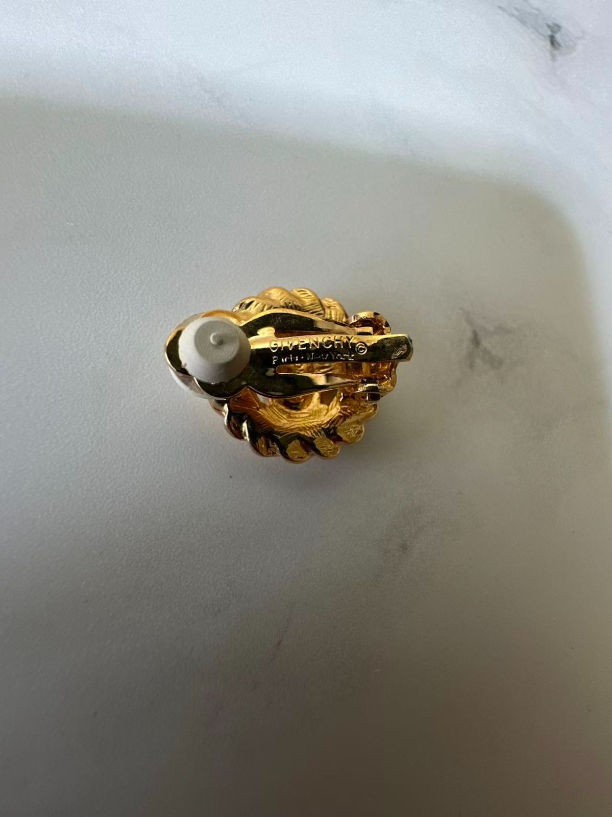 ジバンシー　イヤリング　ゴールド　Gロゴ　ヴィンテージ 超美品 GIVENCHY ジバンシー イヤリング Gロゴ ゴールド 金 ミニ