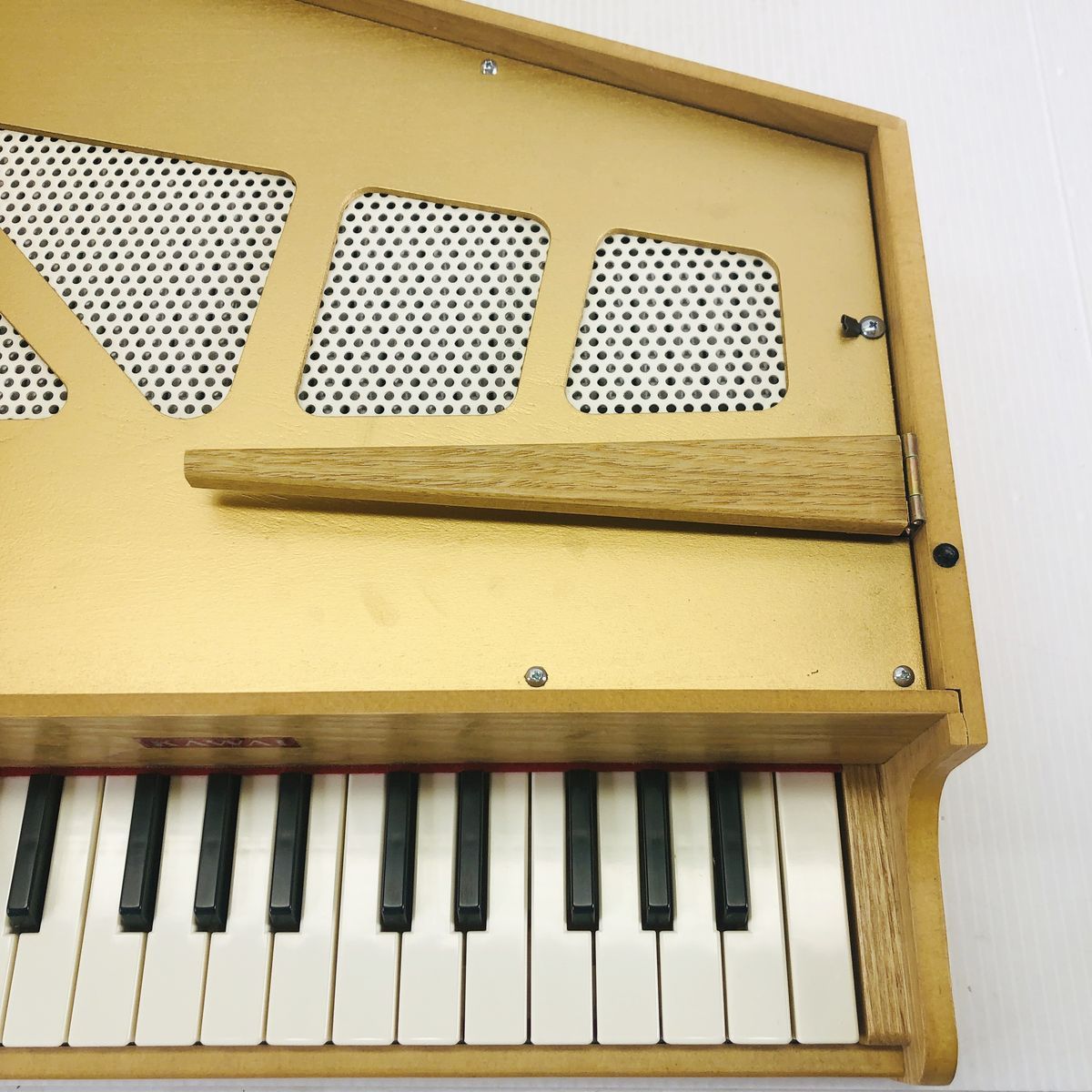 ハローキティ 木製グランドピアノ