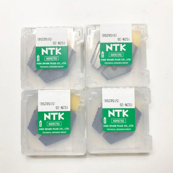NTK 日本特殊陶業 152N-35 8個 2個入 箱 切削用チップ ●