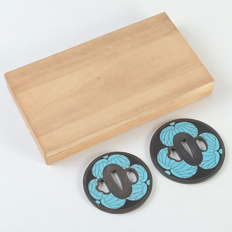 武具 刀装具 銅製 七宝三つ葉葵文 鍔 一對 桐箱付 V S52 - メルカリ