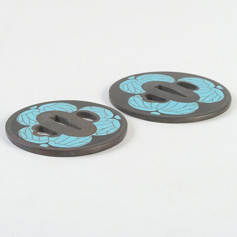 武具 刀装具 銅製 七宝三つ葉葵文 鍔 一對 桐箱付 V S52 - メルカリ