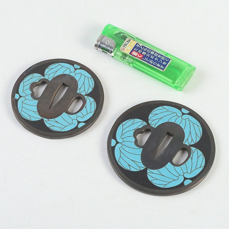 武具 刀装具 銅製 七宝三つ葉葵文 鍔 一對 桐箱付 V S52 - メルカリ