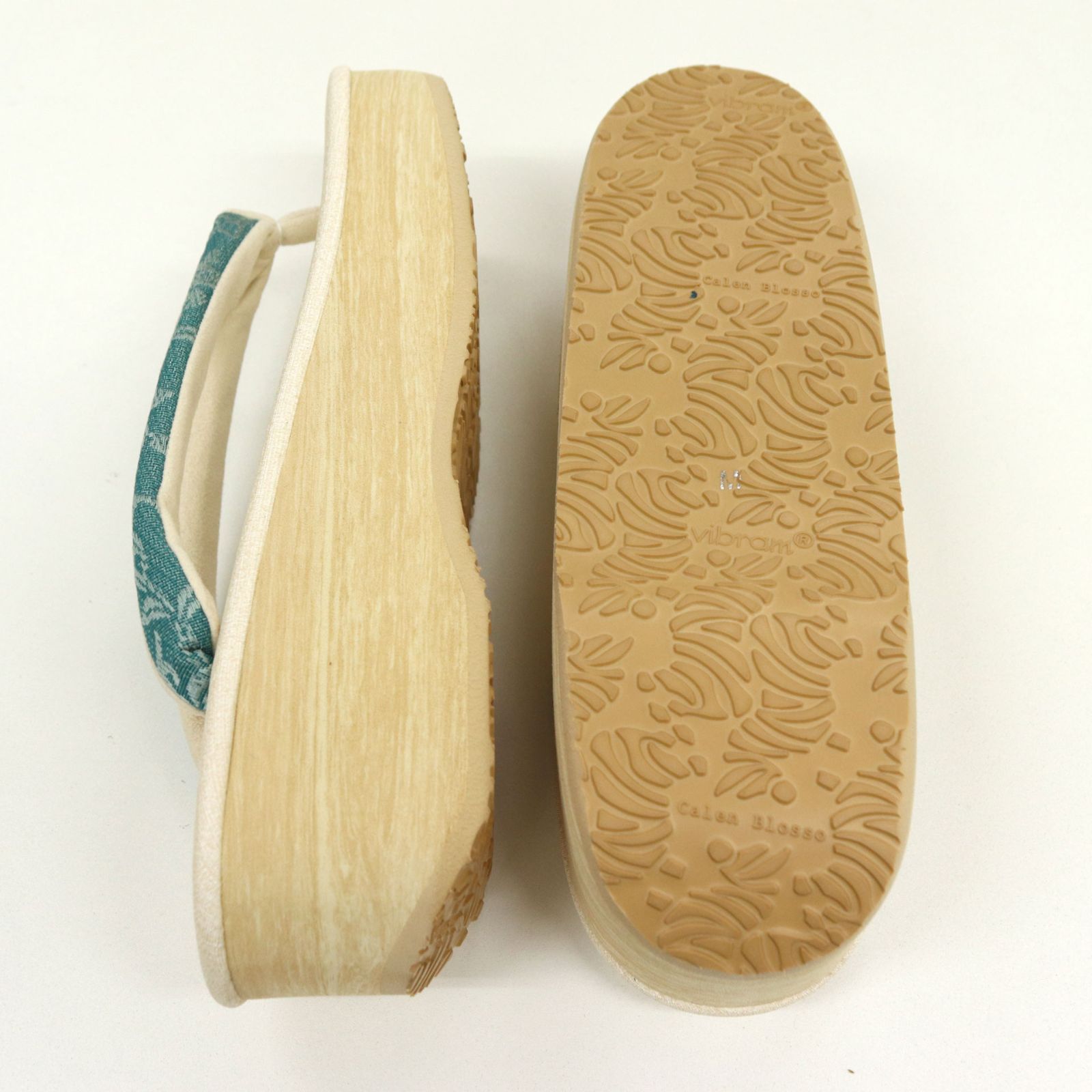 sa3414 菱屋カレンブロッソ 博多織 鼻緒使用 カフェ草履 オフホワイト ビブラムソール Mサイズ