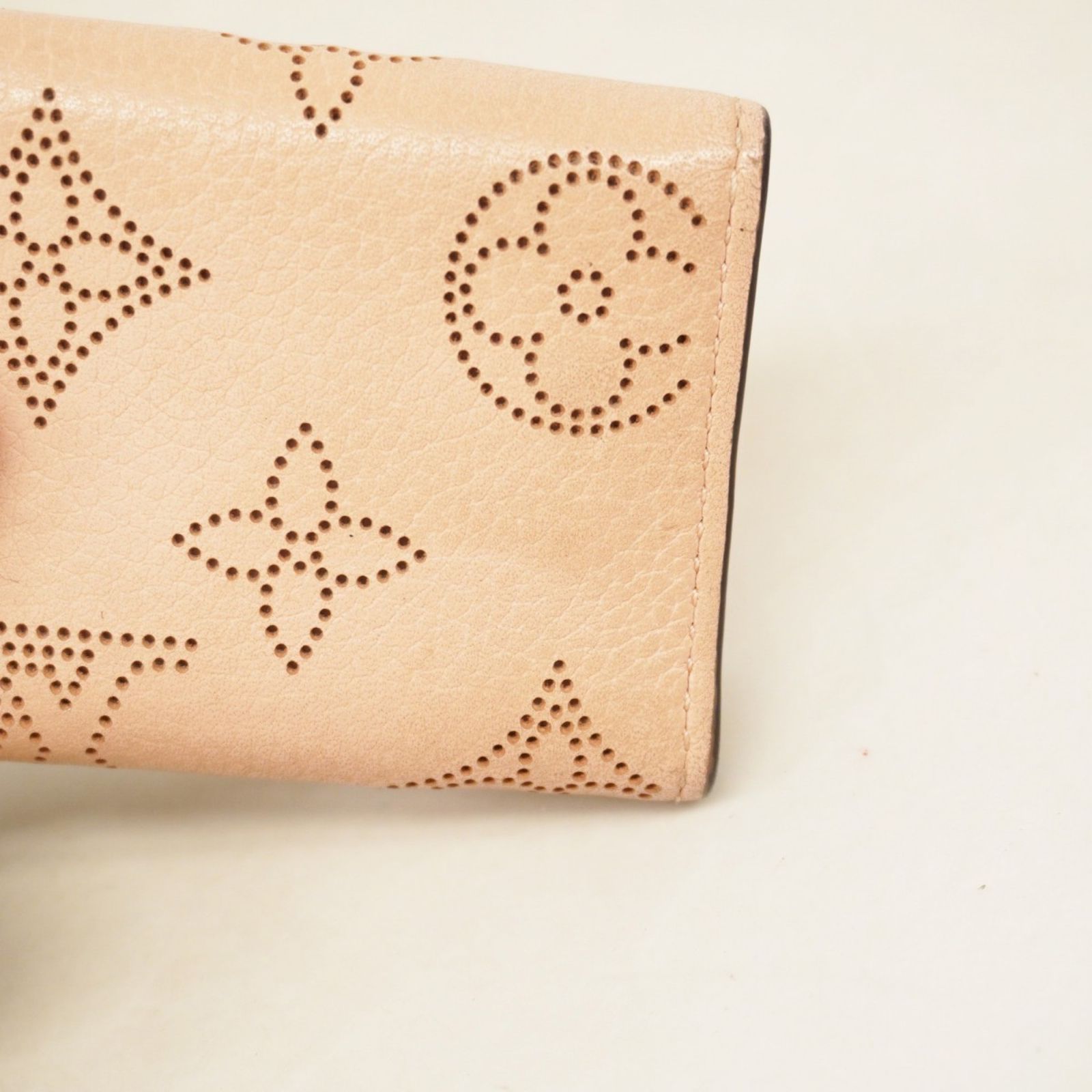 M64056 マグノリア