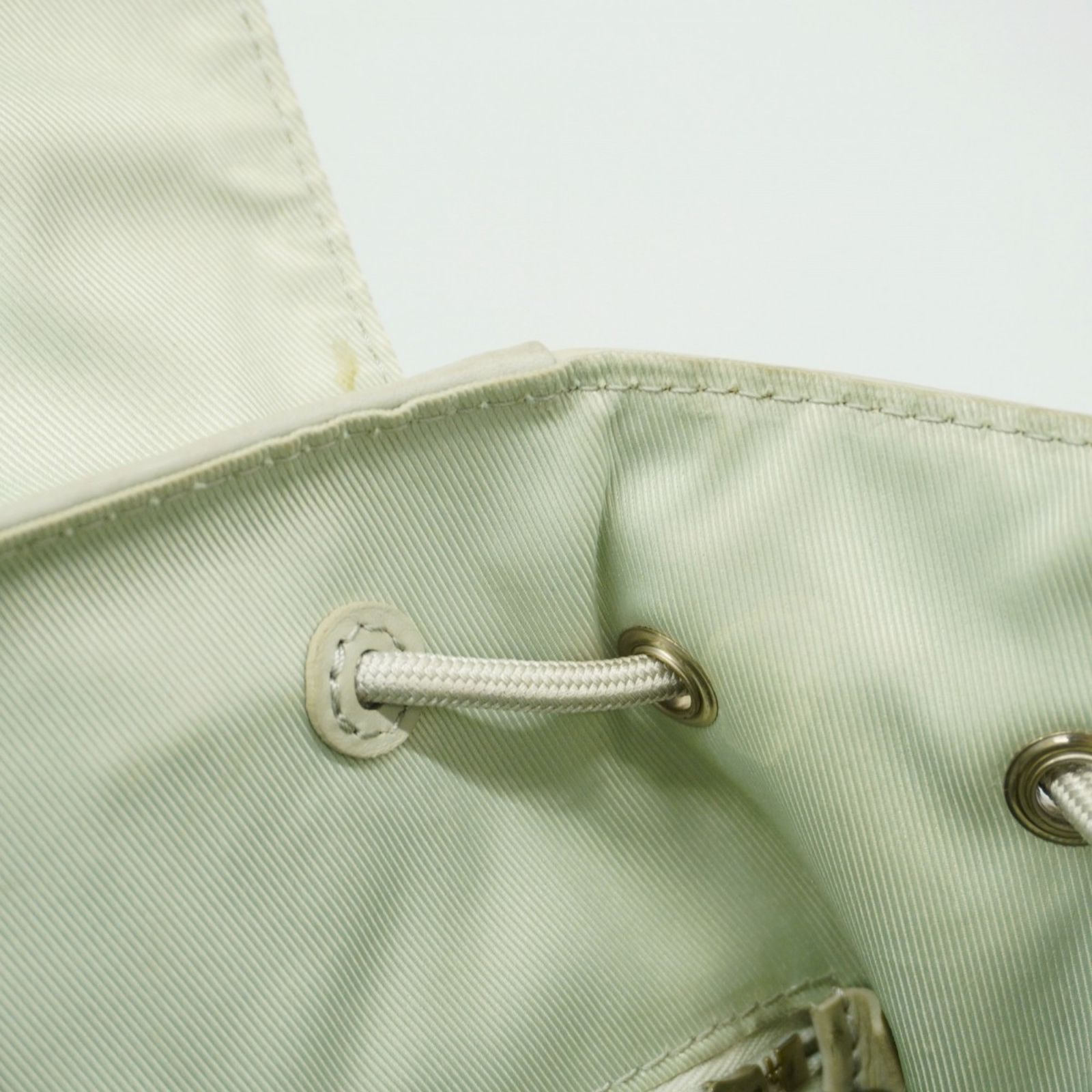 モノグラム トリヨン