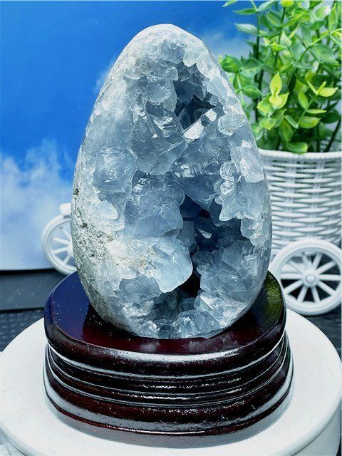 1765gAAA級天然セレスタイト原石B88U3|215U96C